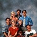 Foto Amy Locane, Andrew Shue, Courtney Thorne-Smith, Doug Savant, Grant Show