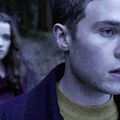 Uma Noite Para Esquecer : Foto Alice Englert, Iain De Caestecker