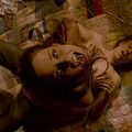 Lobos : Foto Lucas Till, Merritt Patterson