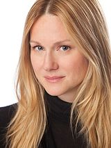 Laura Linney