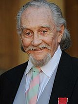 Roy Dotrice