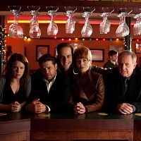 Foto Ernie Grunwald, Jason Priestley, Joanna Cassidy, Peter MacNeill, Tracy Dawson
