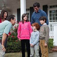 Uma Família em Apuros : Foto Bailee Madison, Billy Crystal, Joshua Rush, Kyle Harrison Breitkopf, Marisa Tomei