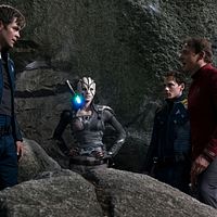Star Trek: Sem Fronteiras : Foto Anton Yelchin, Chris Pine, Simon Pegg, Sofia Boutella