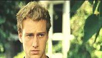 <strong>À Espera de Turistas</strong> Trailer Legendado