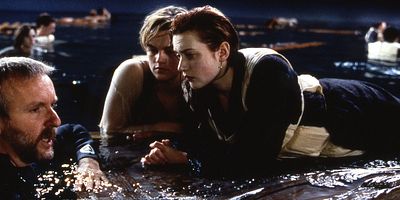 James Cameron volta a defender o final de Titanic