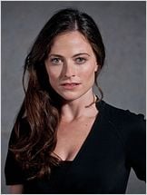 Lara Pulver