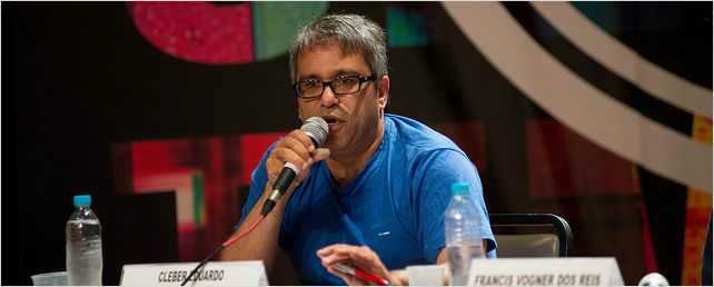 Tiradentes 2014: "qual o lugar do cinema hoje?", debatem o curador e cineasta Tiradentes 2014: "qual o lugar do cinema hoje?", debatem o curador e cineasta