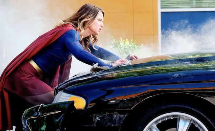 Supergirl Nova Imagem Da Segunda Temporada Traz A Hero Na Em A O