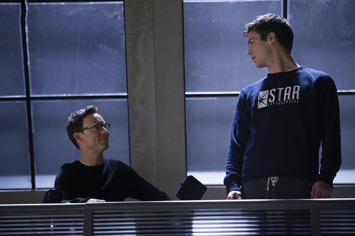 12+ The Flash Harrison Wells Earth 2 Gif