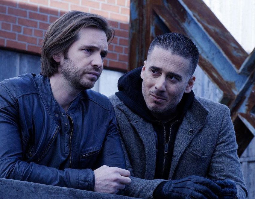 Foto de Kirk Acevedo Foto Aaron Stanford, Kirk Acevedo AdoroCinema
