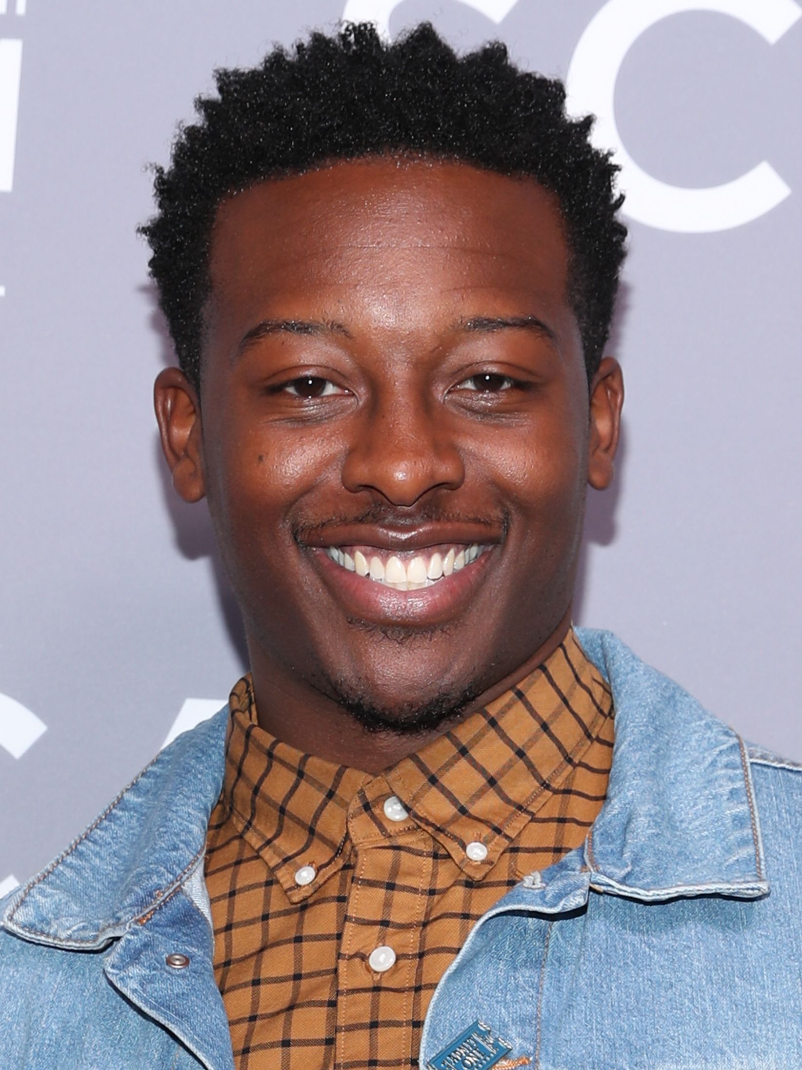 Brandon Micheal Hall AdoroCinema