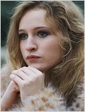 Christa Theret