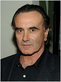 Dan Hedaya