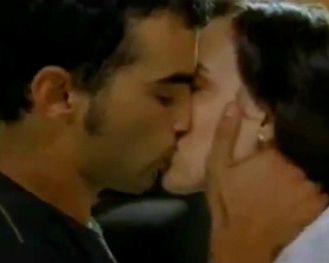<strong>Beije-me Outra Vez</strong> Trailer Legendado