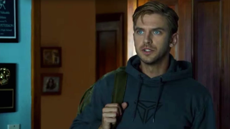 The Guest Trailer Original Adorocinema