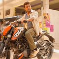 Foto Suriya