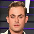 Foto Dacre Montgomery