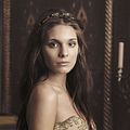 Foto Caitlin Stasey