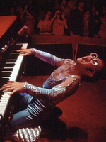 Pôster de Elton John: Never Too Late