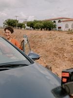 Pôster de A Estranha Familiar