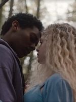 imagem de Sacred Lies