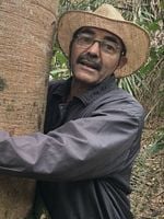 Pôster de Ruivaldo, O Homem Que Salvou A Terra