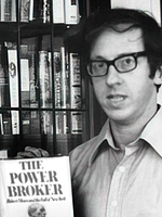 Pôster de Vire Cada Página: As Aventuras de Robert Caro e Robert Gottlieb