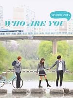 imagem de Who Are You: School 2015