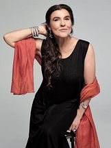 foto de Lydia Koniordou