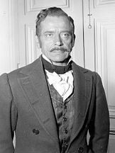 foto de Ivan Triesault