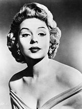 foto de Yolande Donlan