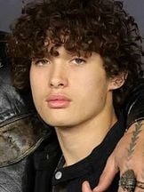 foto de Nakoa-Wolf Momoa