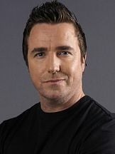 foto de Paul McGillion