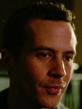 foto de Barnaby Metschurat