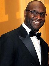 foto de Roger M. Bobb