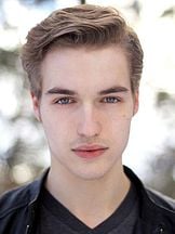 foto de Trevor Stines