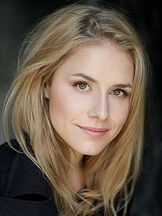 foto de Alix Wilton Regan