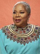 foto de Onyeka Onwenu