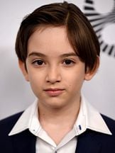 foto de Azhy Robertson