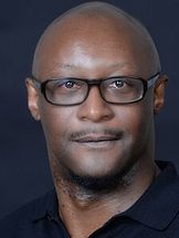 foto de Courttia Newland