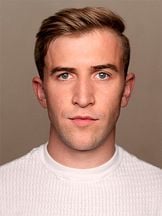 foto de Callum Scott Howells