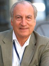 foto de Tomás Eloy Martínez