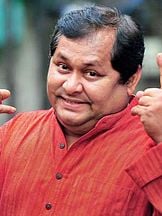 foto de Kharaj Mukherjee