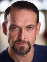 foto de Nicholas Khan