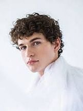 foto de Caleb Lowell