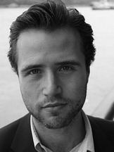 foto de Simon Wallfisch