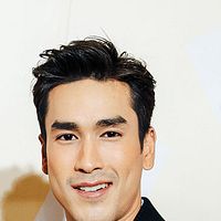 Foto Nadech Kugimiya