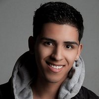 Foto Micah Mora