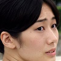 Foto Akane Tatsukawa